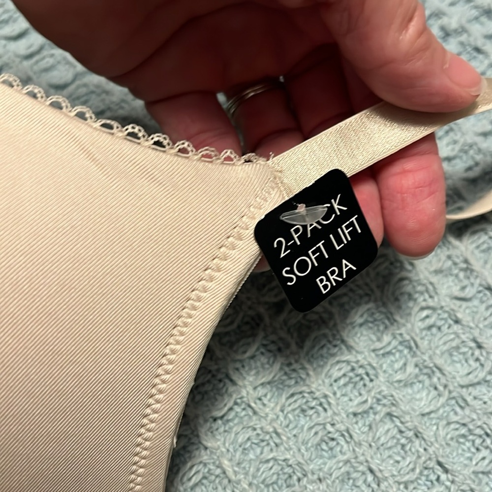 2 brand new bras for one low price! Size 36 C lightly padded. - Picture 4 of 7